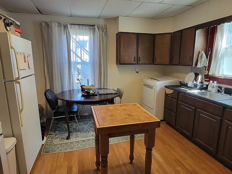 45 Josephine Ave #2 — Photo 6