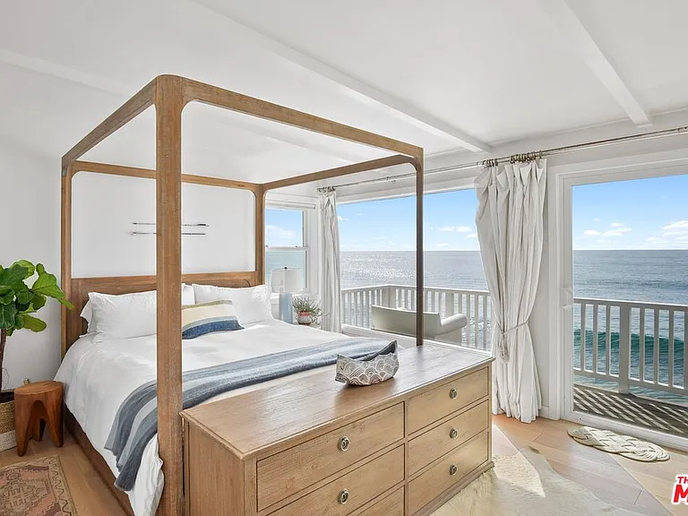 27208 Pacific Coast Hwy — Photo 24
