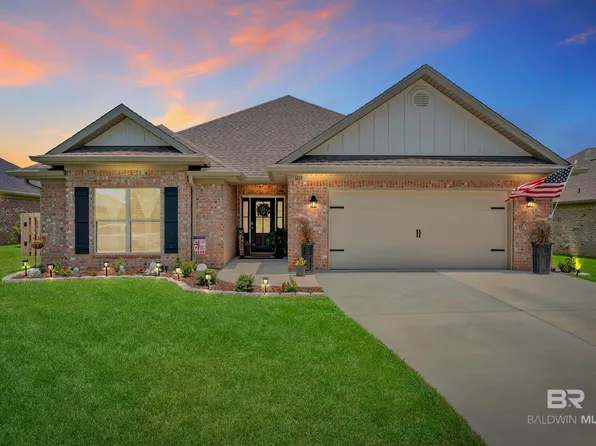 1215 Pembroke Way, Foley, AL 36535