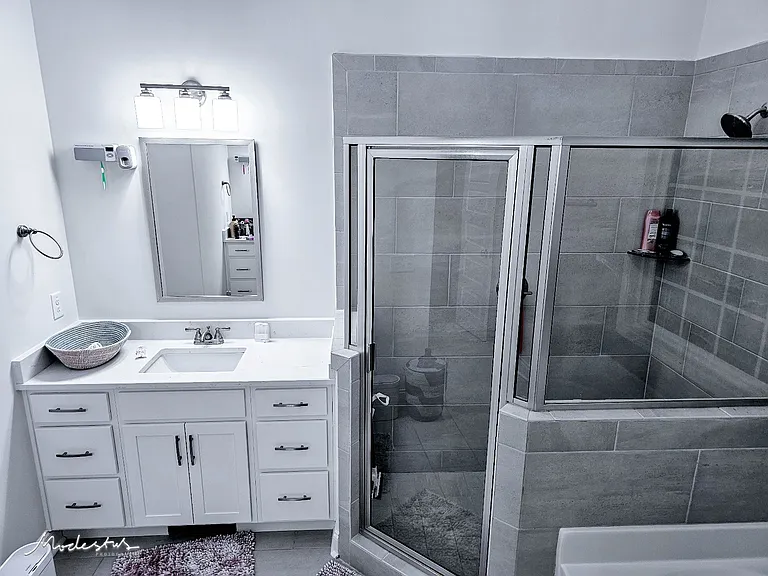 1718 Oak Forest Dr — Photo 23