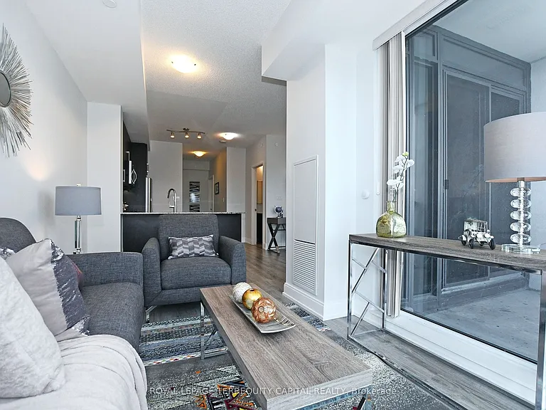 9608 Yonge St #1011 — Photo 15