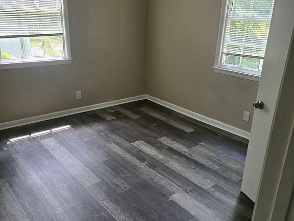 3rd image of 4102 Force Dr NW