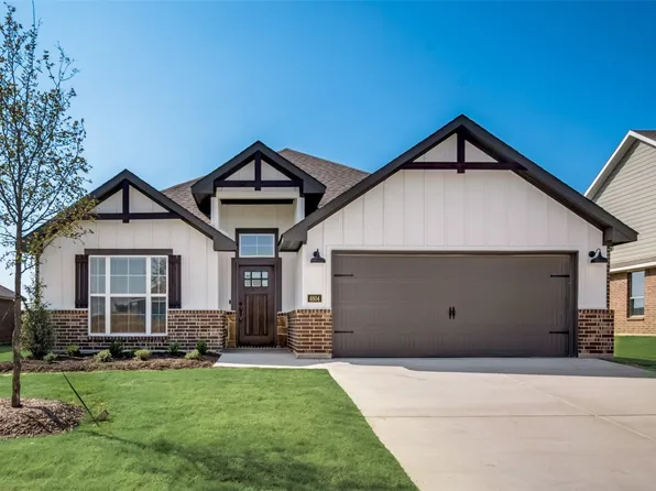 4804 Elite Dr, Sanger, TX 76266