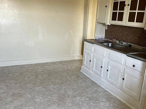 3rd image of 6623 Haverford Ave #3