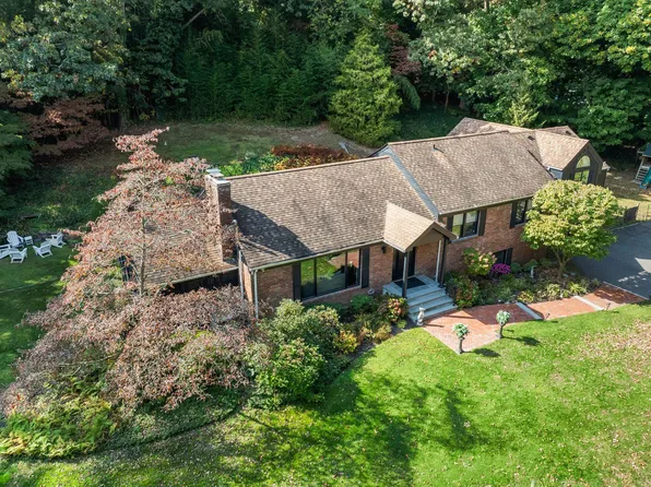 351 West Neck Road, Lloyd Harbor, NY 11743