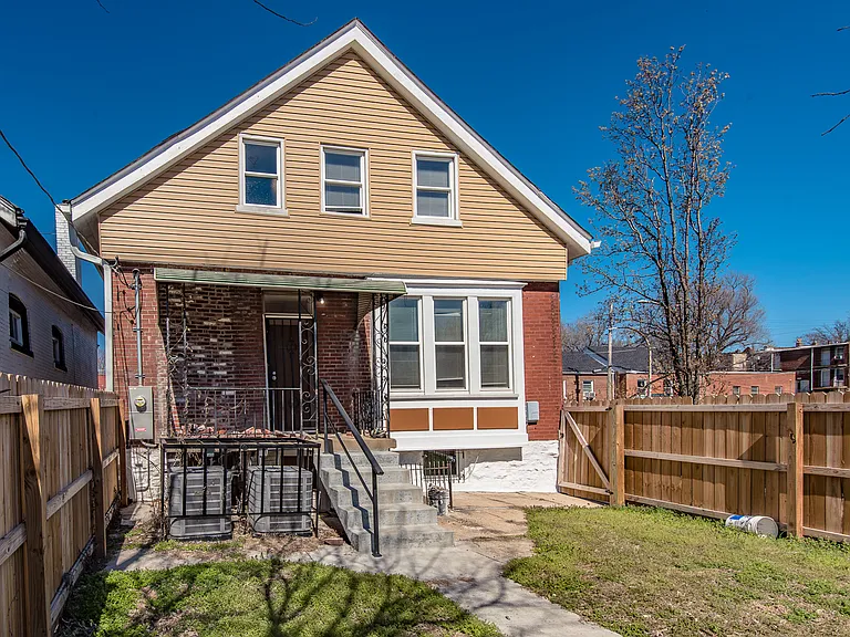 3100 Potomac St — Photo 3