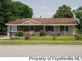 727 Rock Spring Rd, Fayetteville, NC 28314