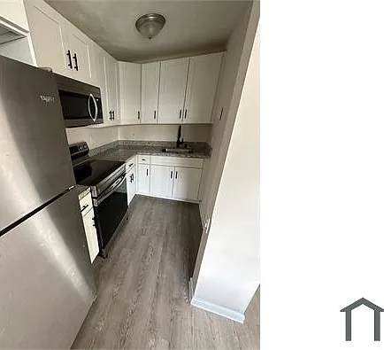 1030 N Victoria Park Rd — Photo 7