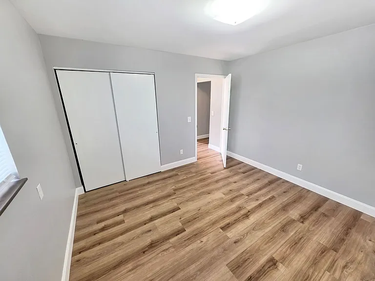 136 N Lake St #9 — Photo 7