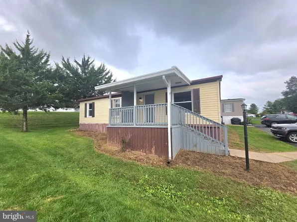 101 Jemfield Ct, Lancaster, PA 17603