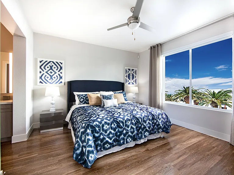 South Beach by Logan — Photo 56