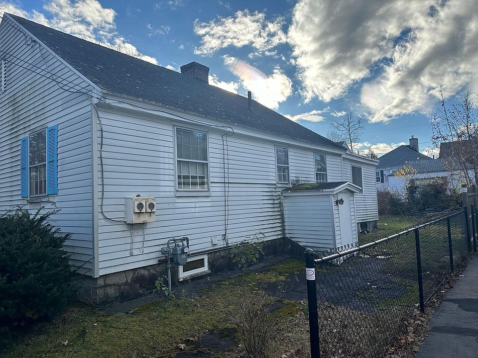 276 Salmon Street, Manchester, NH 03104 Zillow