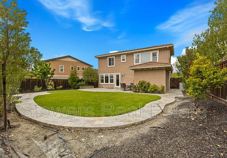 2512 Piccadilly Cir — Photo 41