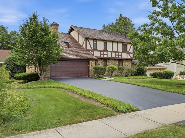 534 E Forest Ave, Wheaton, IL 60187