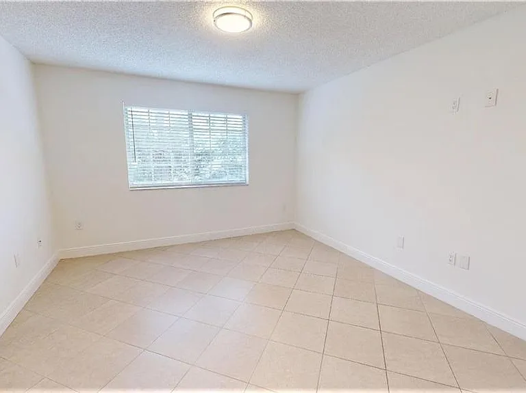 1210 Wildwood Lakes Blvd #306 — Photo 10