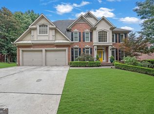 4294 Balmoral Glen Dr, Berkeley Lake, GA 30092