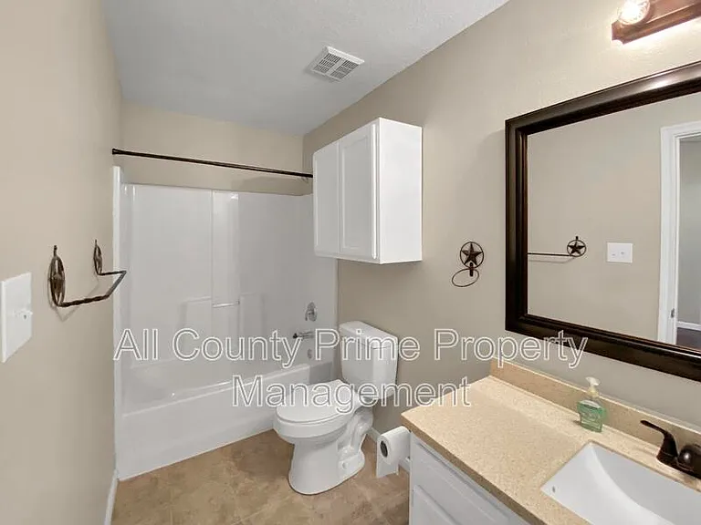 10825 Royal Magnolia Dr — Photo 12