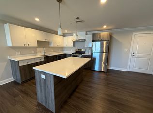 918 Providence Hwy UNIT 210, Dedham, MA 02026