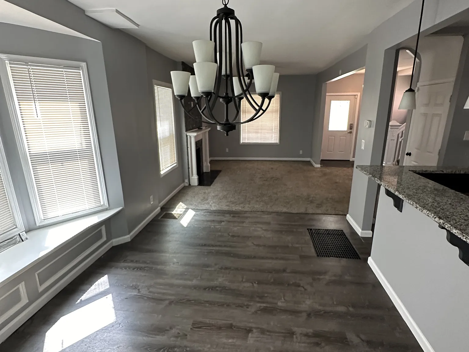 2805 Park Avenue - 1 — Photo 4