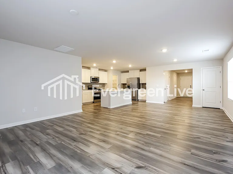 105 Branch Pass Dr — Photo 4
