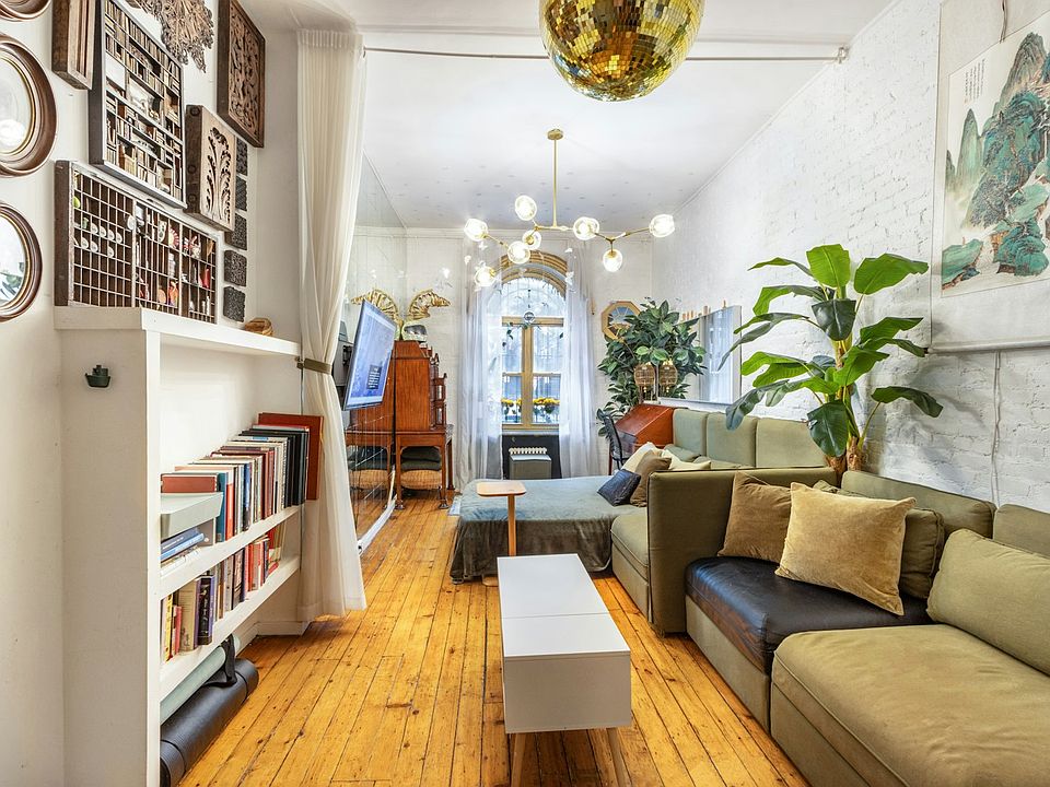 1st image of 636 E 14th St APT 1