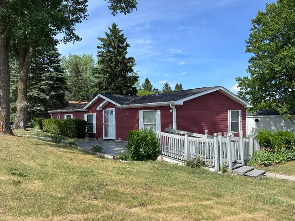 140 Highland Dr #108, Highland, MI 48357