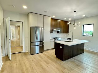 85 W High St #3F, Somerville, NJ 08876