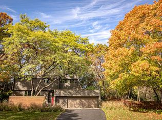 1569 Oregon Ave N, Golden Valley, MN 55427