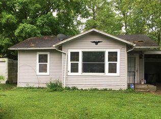 608 E Main St, Greenville, IL
