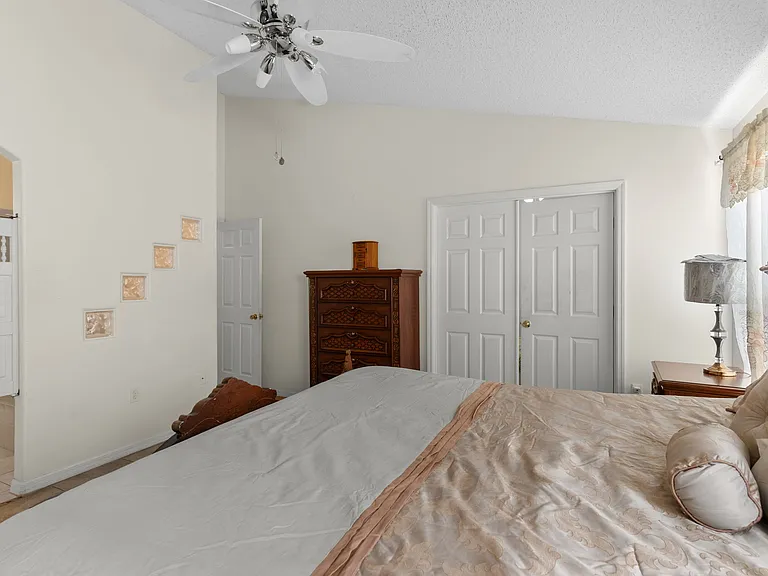 226 Jessamine Dr — Photo 9