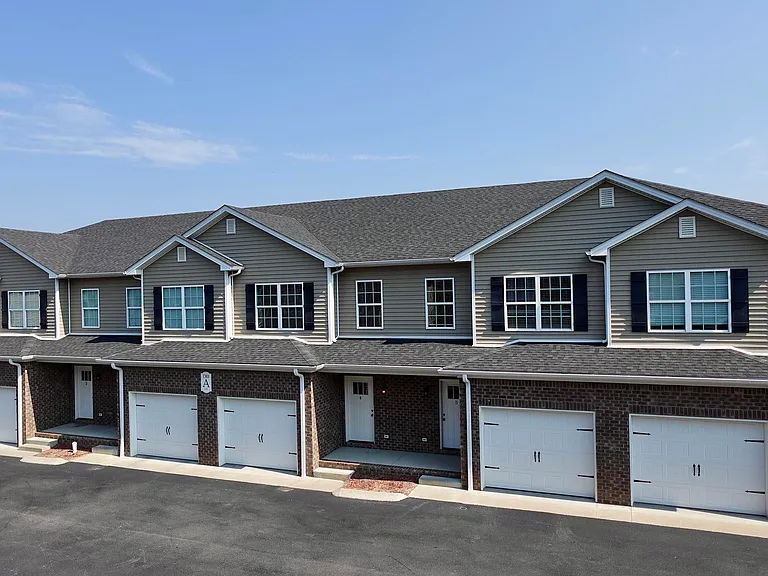 Laurel Ridge — Photo 19