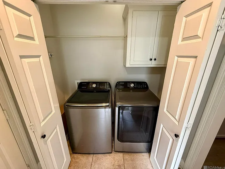 10408 Springtree Ave — Photo 16