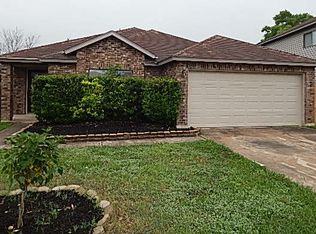 10011 Ink Wells Dr, San Antonio, TX 78250