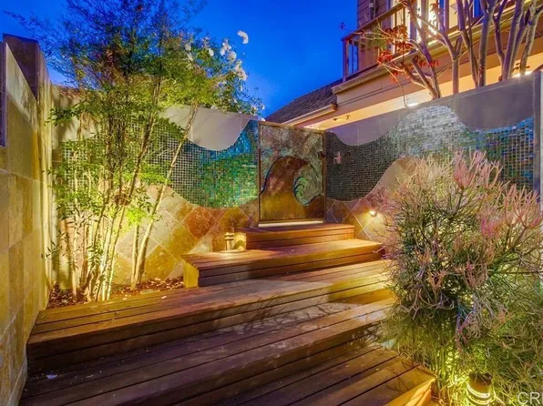 2027 Glasgow Ave, Cardiff, CA 92007