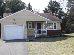 20 Petunia Way, Toms River, NJ