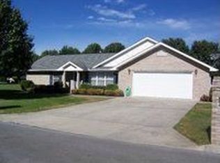 1729 Thurman Cir, Sevierville, TN 37876