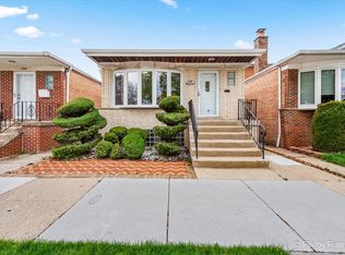 542 W 33rd St, Chicago, IL 60616