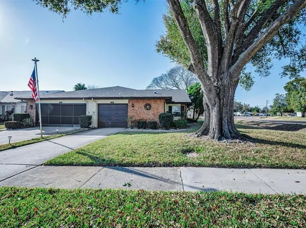 3200 McMath Dr, Palm Harbor, FL 34684