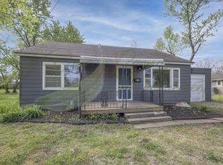 147 Parker Ave, Osawatomie, KS 66064