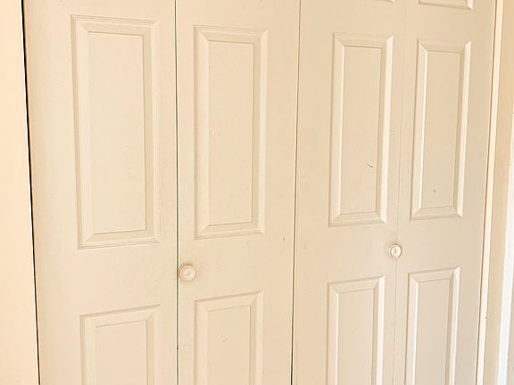 5th image of 4555 N Leavitt St APT 3