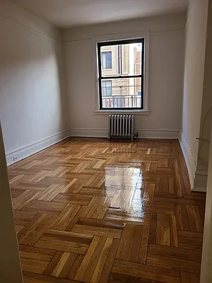 Rented by Astoria Park Realty Group Inc | media 15