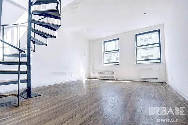 Rented by Urbane Brokerage | media 3