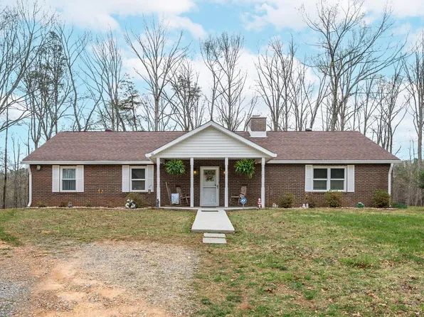 1425 Kentmoor Farm Rd, Madison Heights, VA 24572