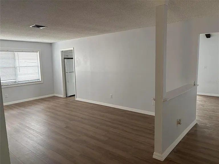 2380 Timbercrest Cir W — Photo 2