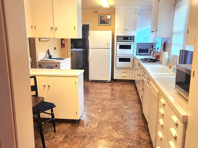 501 Lowerline St #501 — Photo 4