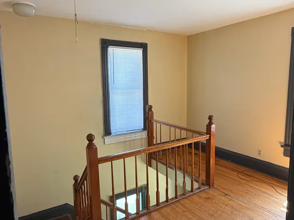 2361 E 5th Ave NE APT B, Knoxville, TN 37917