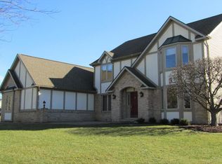 777 Tanbark Dr, Dimondale, MI 48821