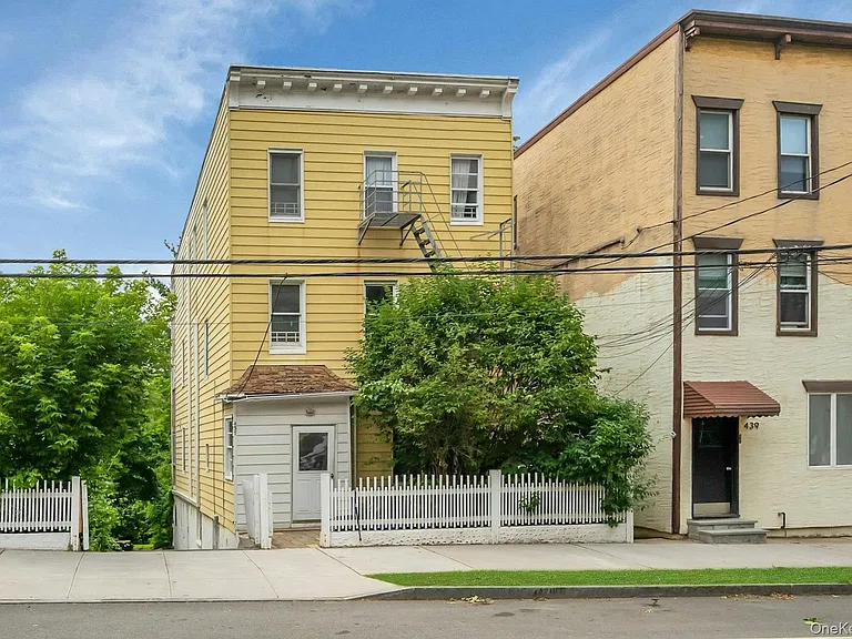 437 Warburton Ave #2 — Photo 24