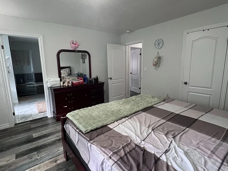 2341 Marcel Cir — Photo 14