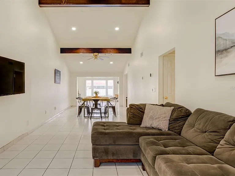 8541 Briar Grove Cir — Photo 5